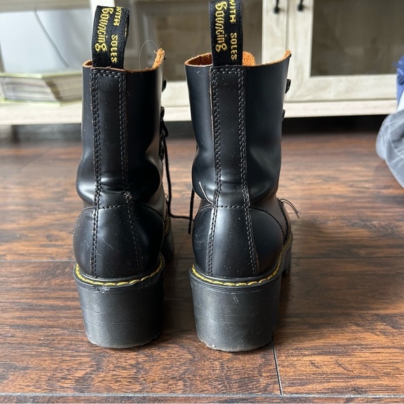 Dr.Martens, Women’s Boot - Picture 5 of 12